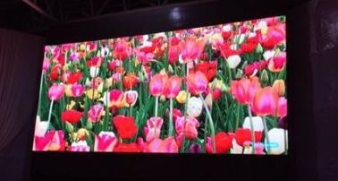 Yüksek Parlaklık Tam Renkli Açıkhava Reklamcılığı LED Ekran P6 Su Geçirmez Dolaplar