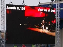 6 MM Harici Ön Servis LED Ekran Billboard IP65 SMD3535 192x192 MM Modül Boyutu
